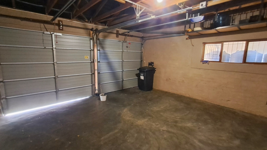 3 Bedroom Property for Sale in Morgenster Heights Western Cape